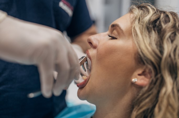 як відбувається видалення зуба